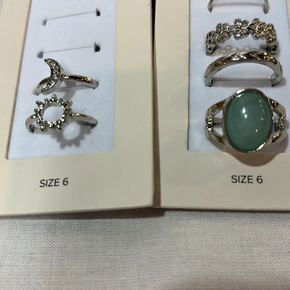 francesca’s Stackable Rings - Picture 2 of 3